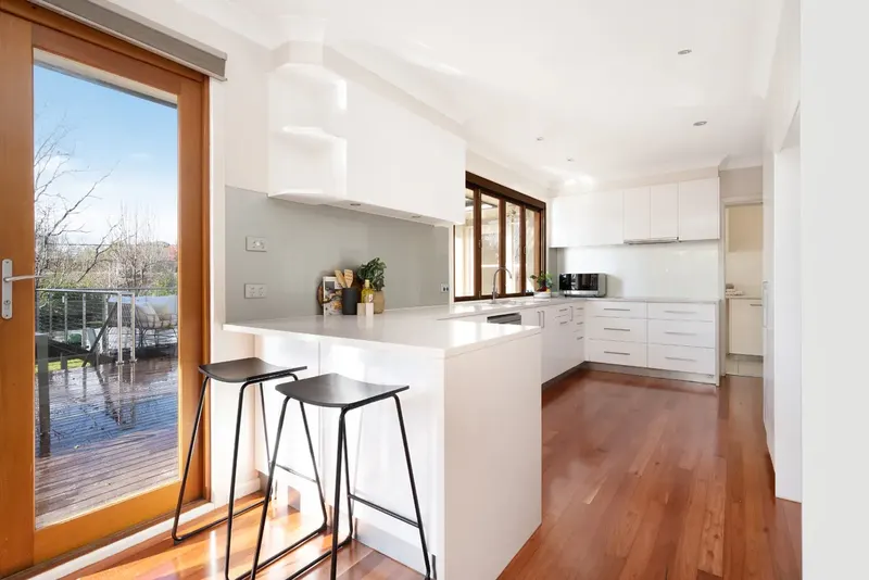 104 Endeavour Street, Red Hill, photo 5