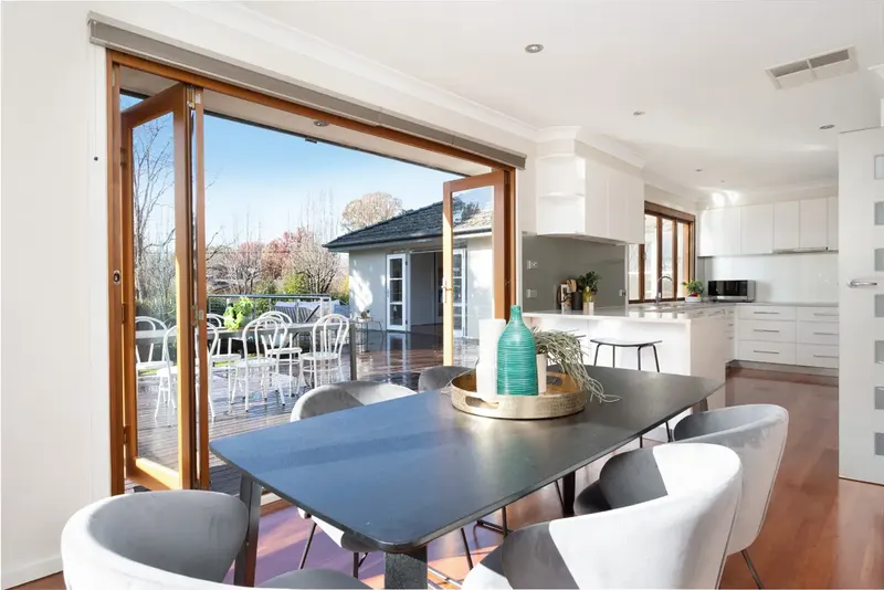 104 Endeavour Street, Red Hill, photo 3