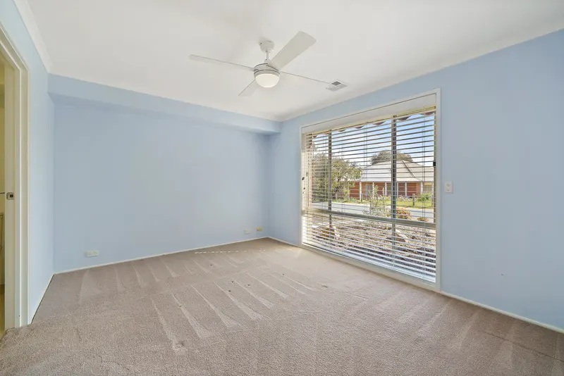 12 Arakoon Crescent, Isabella Plains ACT 2905, photo 12