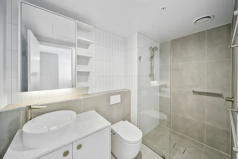 111/220 Melrose Drive, Phillip, photo 12