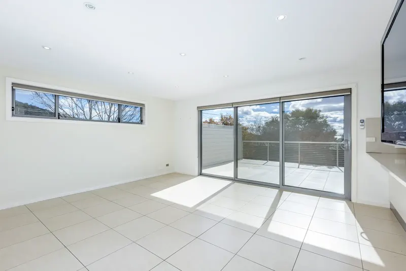 18b Stevenson Street, Torrens, photo 3