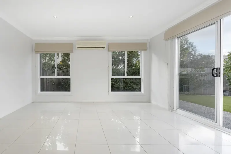 4 Thea Astley Circuit, Franklin, photo 4