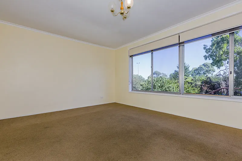 11 Tucana Street, Giralang, photo 9