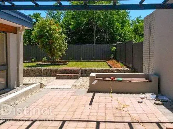 116 Livingston Avenue, Kambah, photo 9