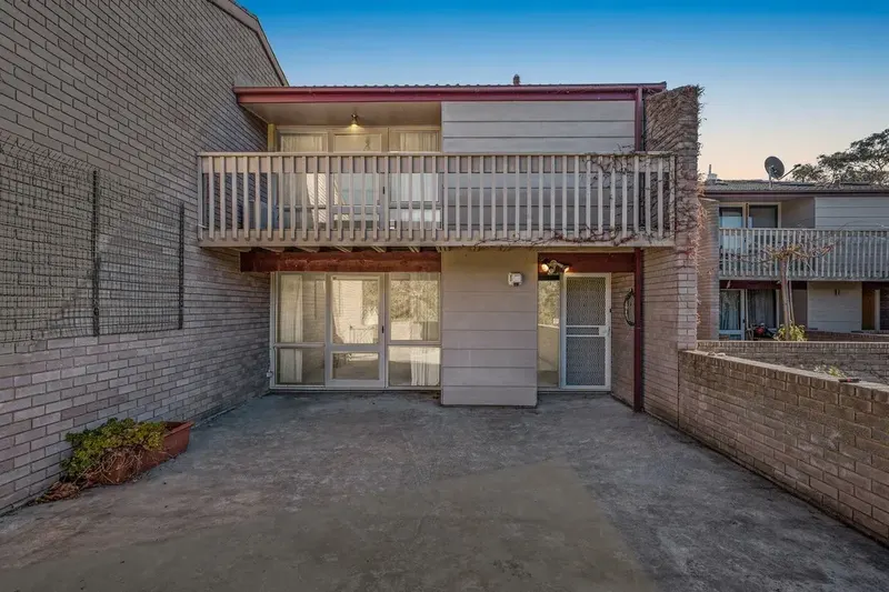 10 The Verge, Phillip ACT 2606, photo 17