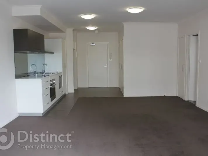 81/140 Anketell Street, Greenway, photo 4