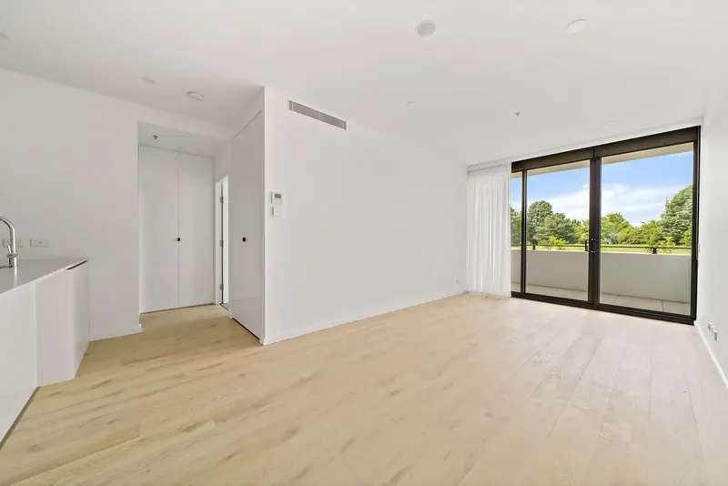28/7 Light Street, Griffith, photo 2