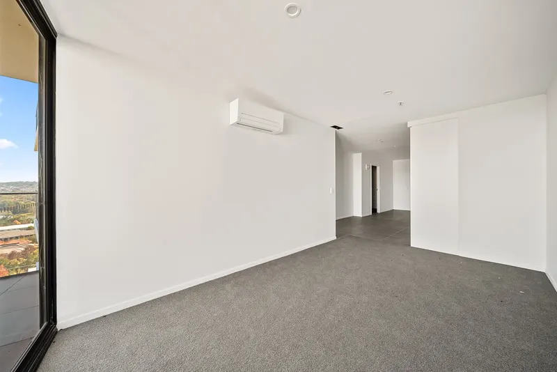 1204/90 Swain Street, Gungahlin, photo 3