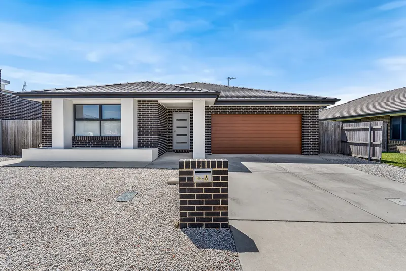 6 Helmrich Street, Moncrieff