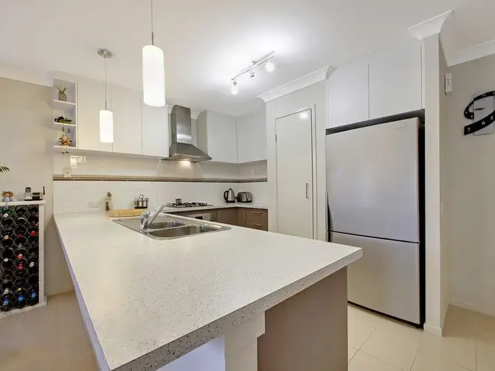83 Donald Horne Circuit, Franklin, photo 7