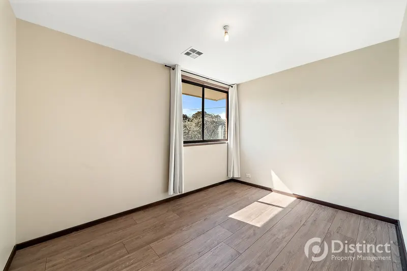 4 Cumbrae Place, Kambah, photo 8