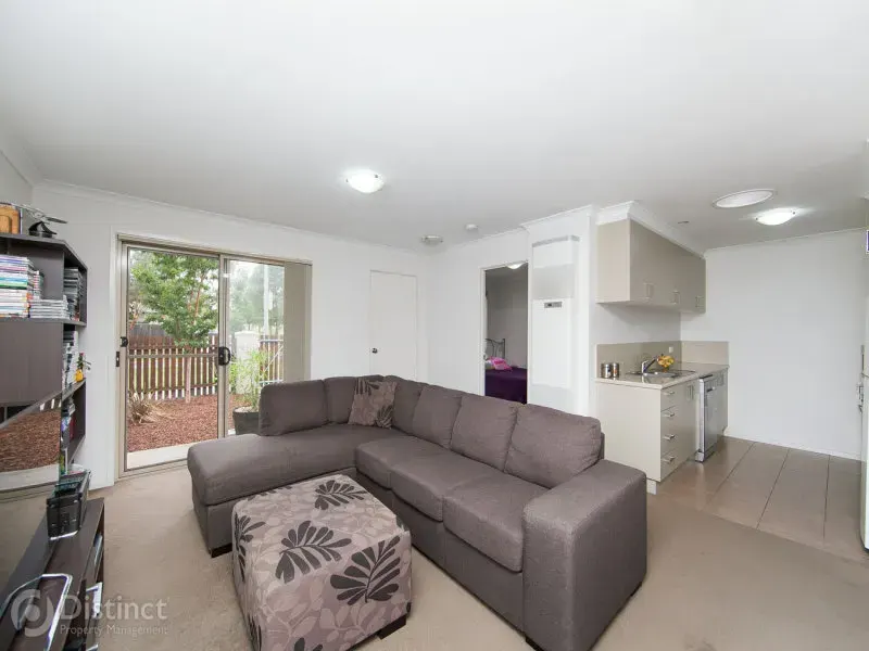 236 Kerrigan Street, Dunlop, photo 4