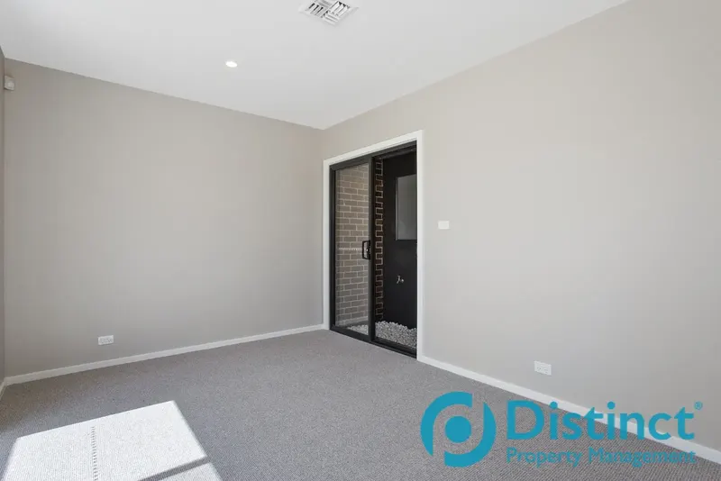 85 Barramundi Street, Throsby ACT 2914, photo 8
