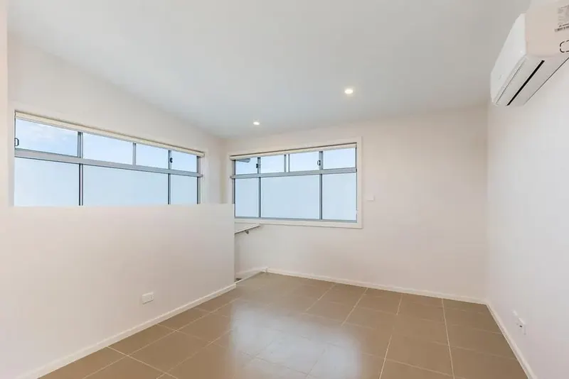 22b Woodberry Avenue, Coombs, photo 5