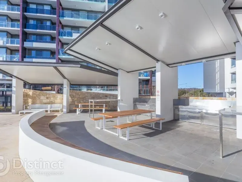 284/7 Irving Street, Phillip, photo 14