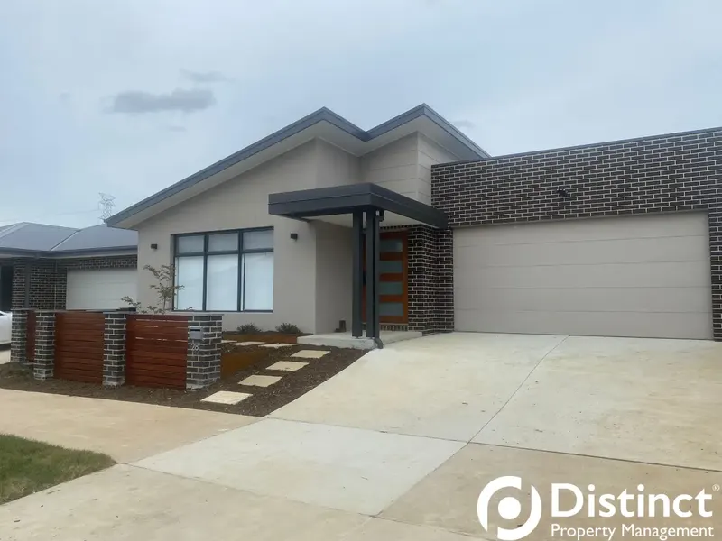 28 Grace Munro Crescent, Strathnairn ACT 2615, photo 13