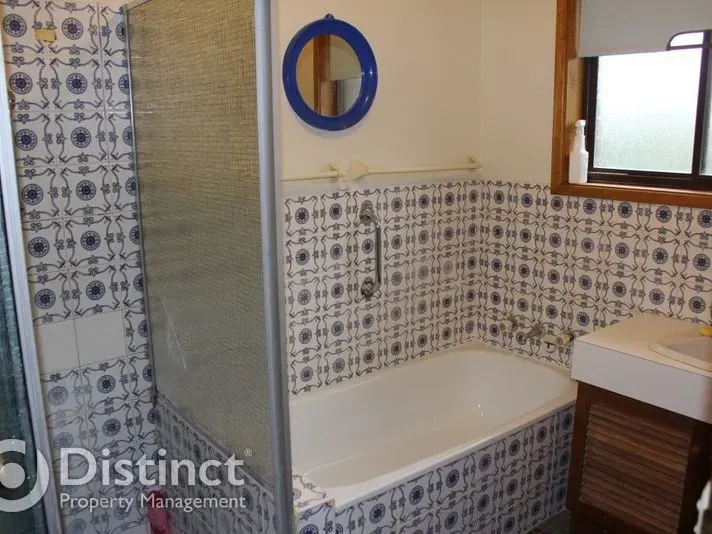 76 Chuculba Crescent, Giralang, photo 10
