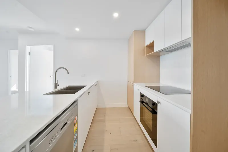 311/220 Melrose Drive, Phillip, photo 4