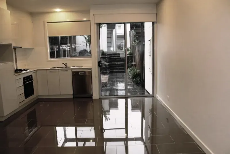 14 Errol Street, Crace, photo 4