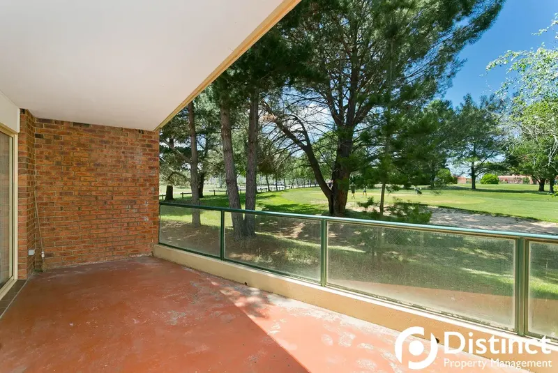 24/44 Jerrabomberra Avenue, Narrabundah, photo 2
