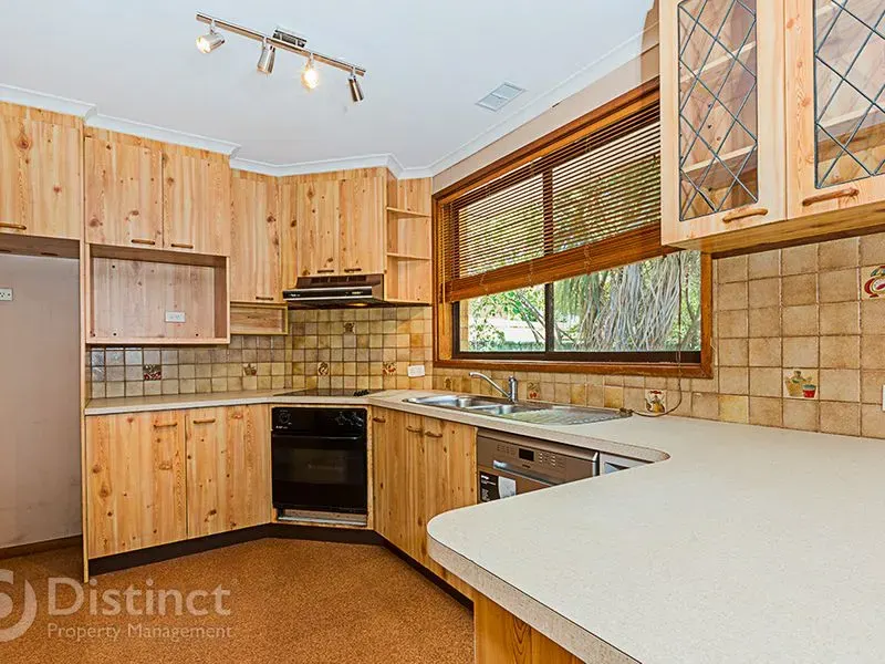 12 Shumack Street, Weetangera, photo 2