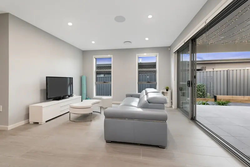 28 Harold Blair Crescent, Moncrieff ACT 2914, photo 6