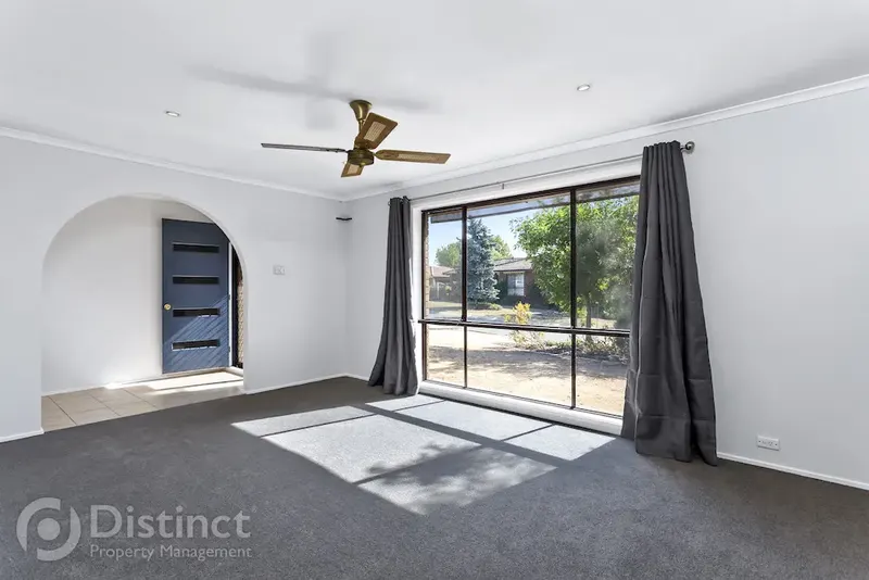 5 Tannabar Place, Isabella Plains, photo 5