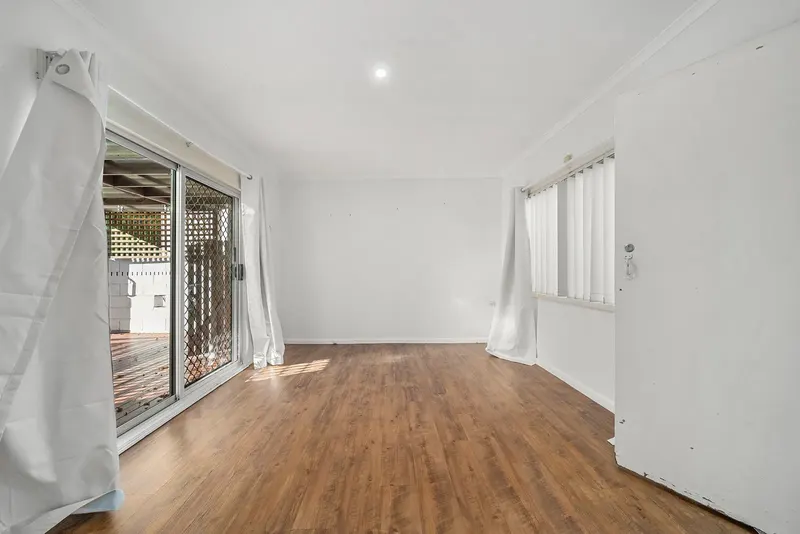 2/30 Booth Street, Queanbeyan, photo 2