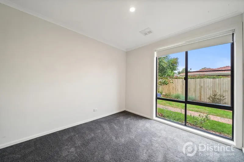33 Dobell Circuit, Conder, photo 6