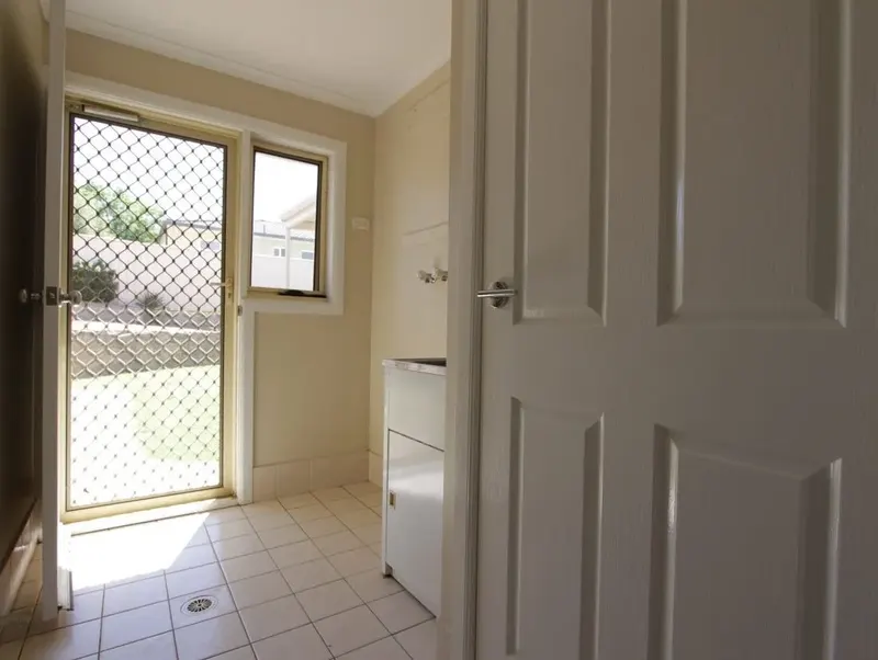 5 Sale Place, Amaroo ACT 2914, photo 9