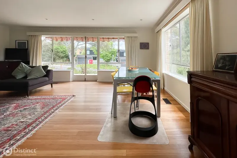 48 Holmes Crescent, Campbell, photo 6