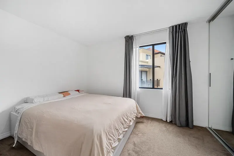 136/15 Tench Street, Kingston, photo 8