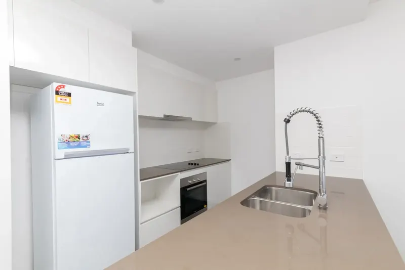 12/2 Manning Clarke Crescent, Franklin, photo 3