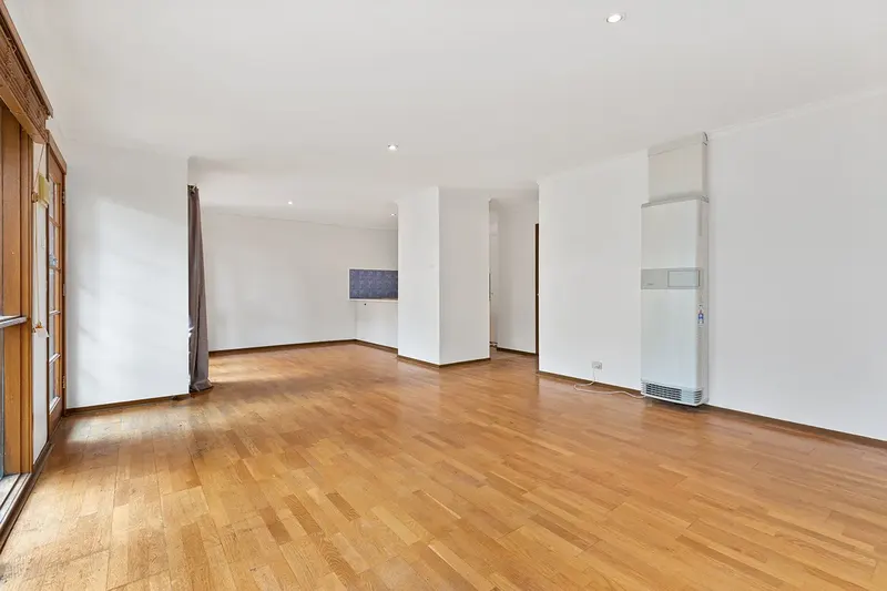 25 Renny Place, Belconnen, photo 6