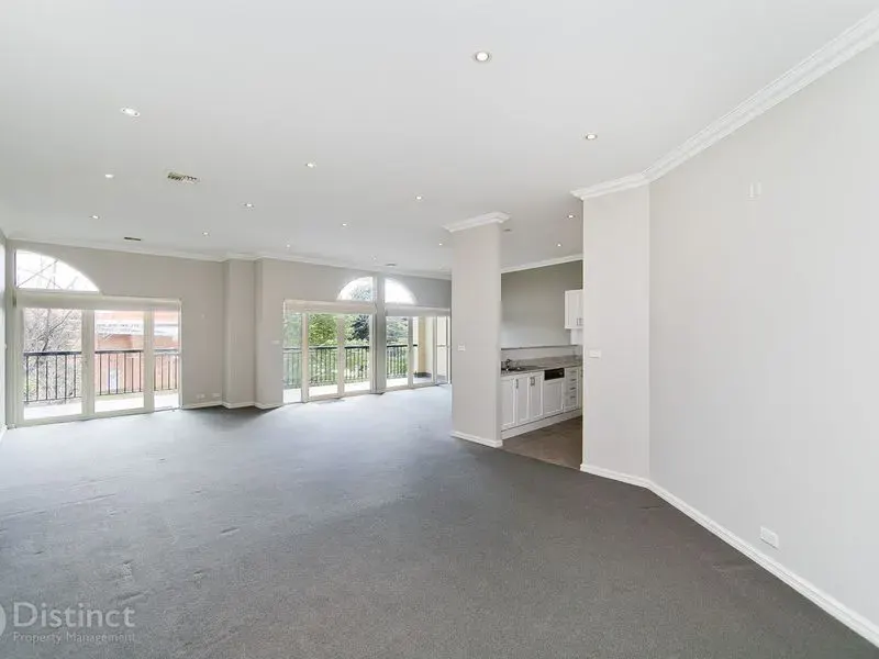 11/15 Fitzroy Crescent, Forrest, photo 3