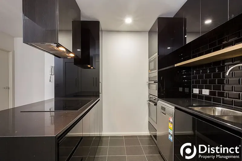 1610/120 Eastern Valley Way, Belconnen, photo 5