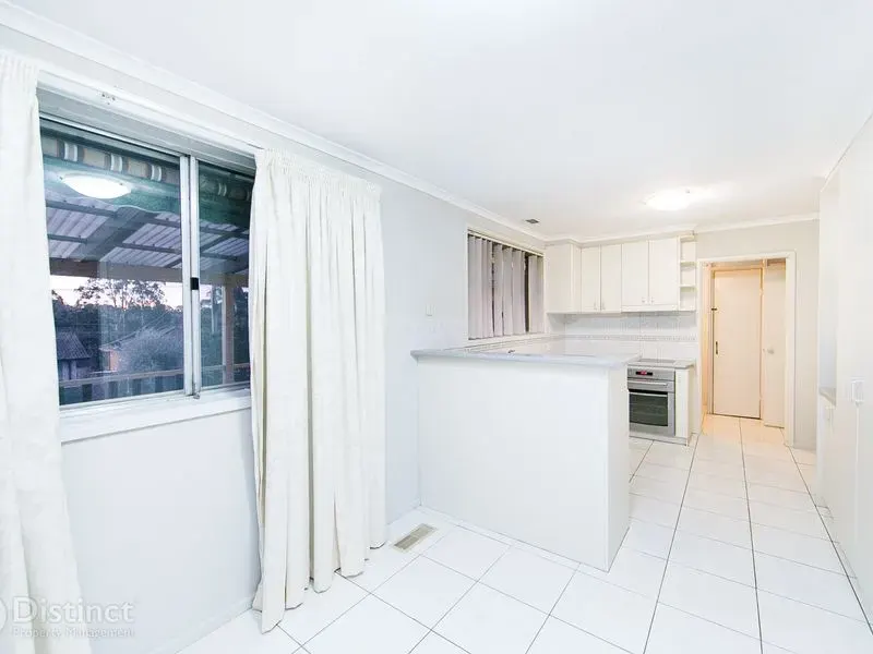 14 Backhouse Street, Latham, photo 3