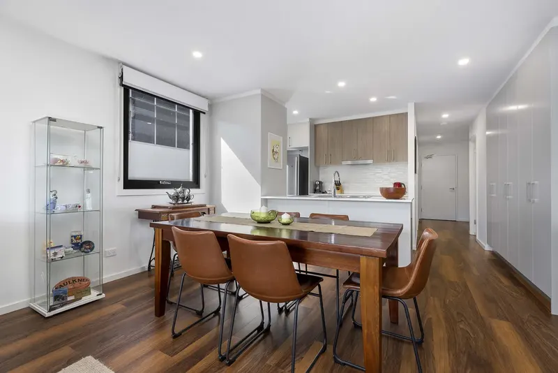 27/111 Canberra Avenue, Griffith, photo 8