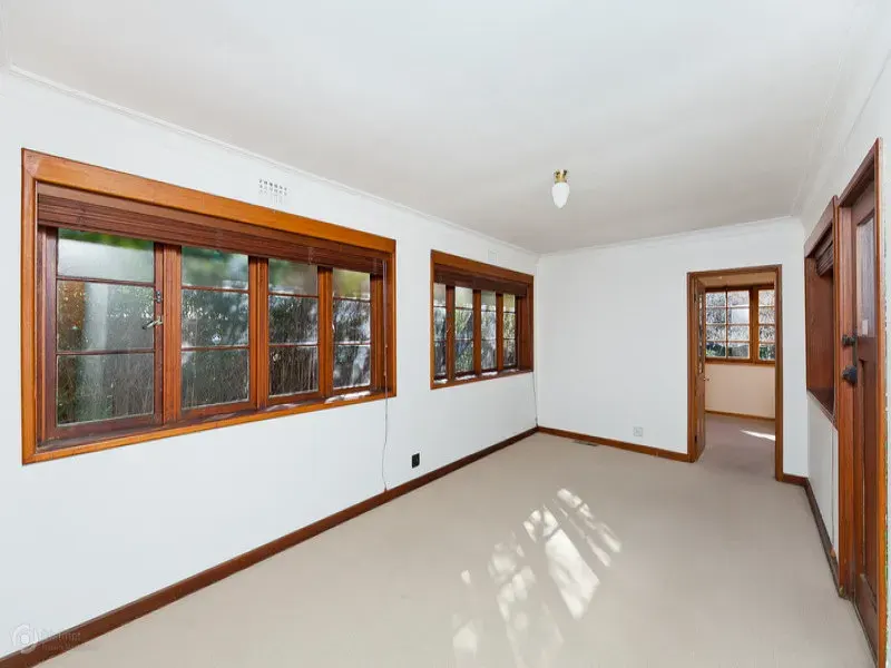 76 Limestone Avenue, Ainslie, photo 5