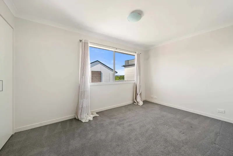 3/8 Henry Kendall Street, Franklin, photo 10