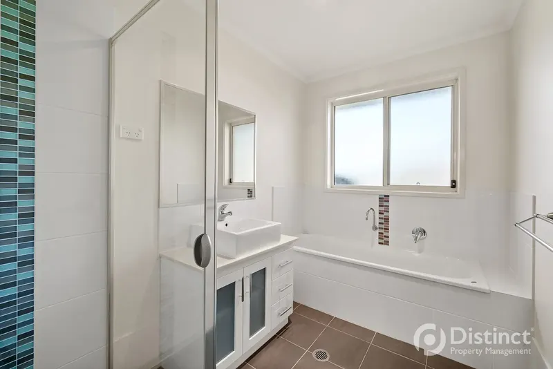 13 Clendinnen Street, Dunlop, photo 11