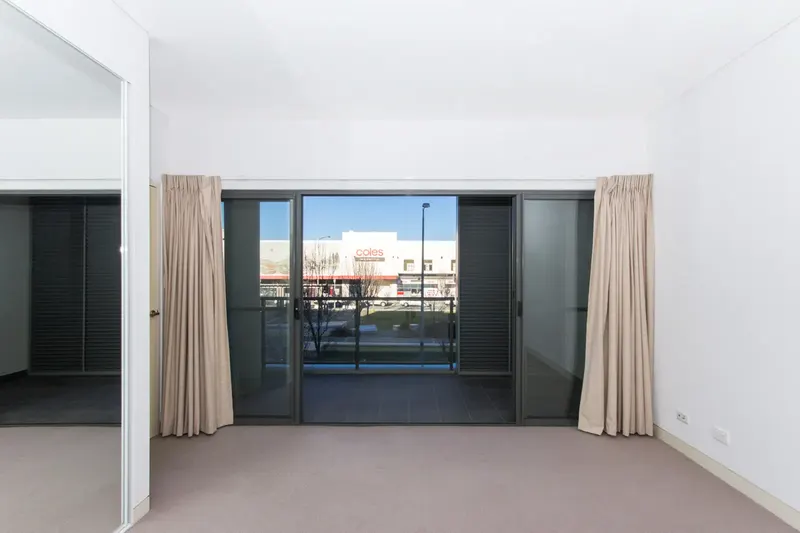 B109/100 Gungahlin Place, Gungahlin, photo 5