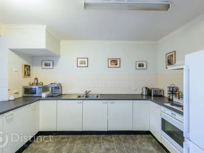 21/201 Goyder Street, Narrabundah, photo 2