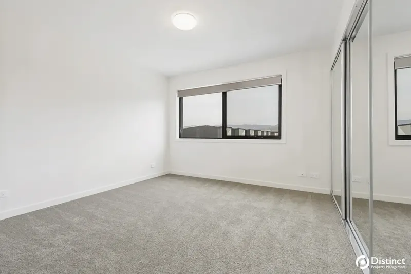 67/45 Athlon Drive, Greenway, photo 8