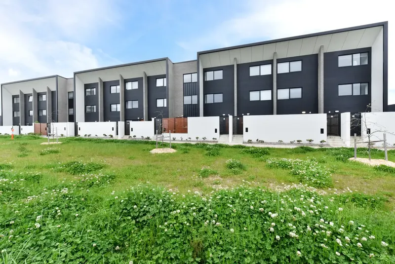 4/552b Cotter Road, Coombs