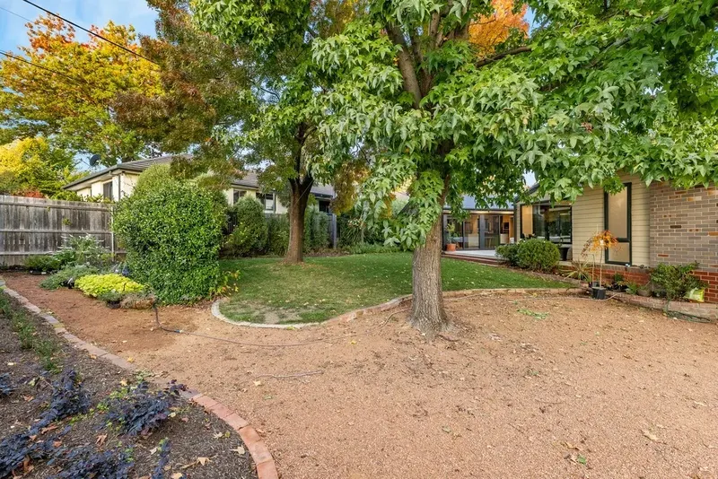 58 Carstensz Street, Griffith, photo 30