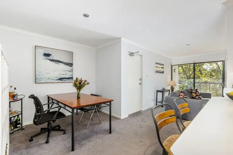 21/10 Ovens Street, Griffith, photo 5