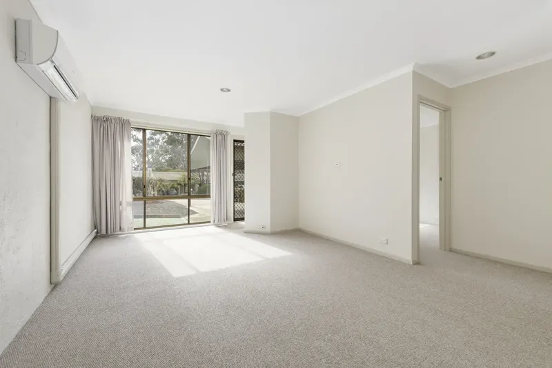 6 Connelly Place, Belconnen, photo 3
