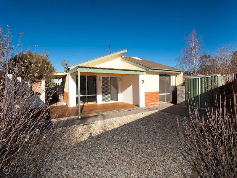 4/4 Yarrawonga Street, Ngunnawal, photo 1