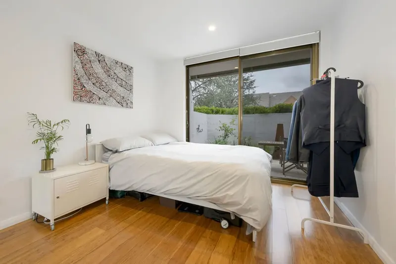 106/10 Currie Crescent, Griffith, photo 10